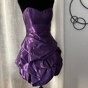 Jessica McClintock Sleeveless Dress